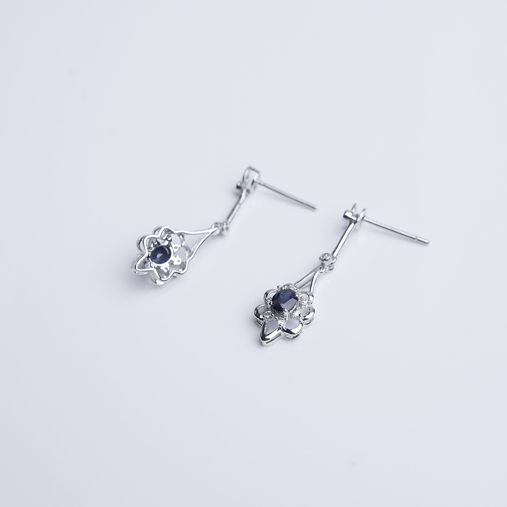 深蓝色蓝宝石耳坠-红掌柜