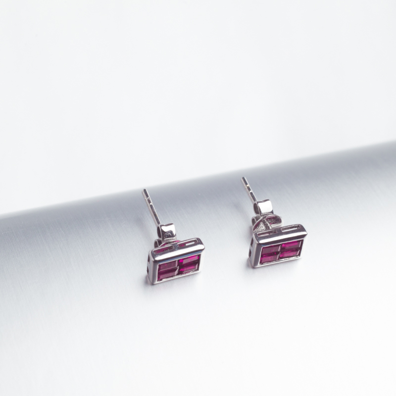 18K金镶钻斯里兰卡红宝石耳钉-红掌柜