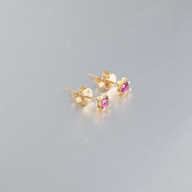 金镶钻斯里兰卡天然红宝石耳钉-红掌柜