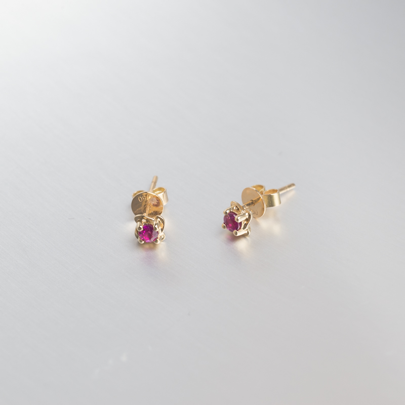 18K金镶钻斯里兰卡红宝石耳钉-红掌柜