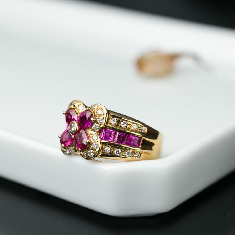 斯里兰卡红宝石戒指-红掌柜