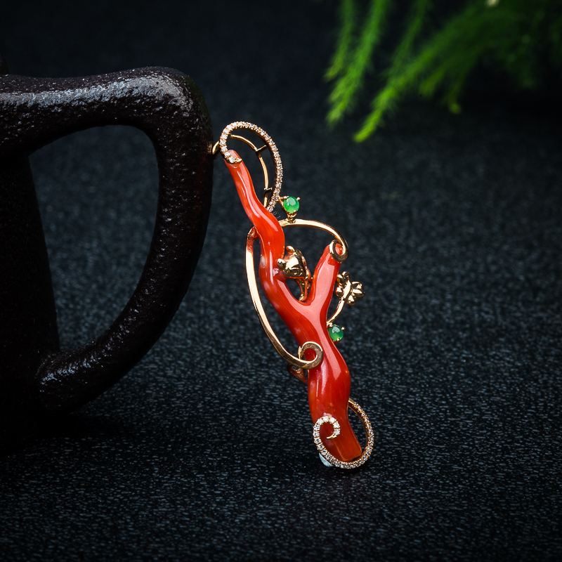 18K天然台湾正红珊瑚原枝吊坠-红掌柜