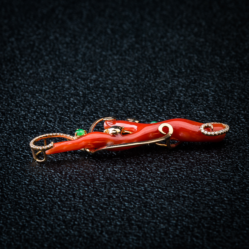 天然台湾阿卡正红珊瑚原枝吊坠-红掌柜