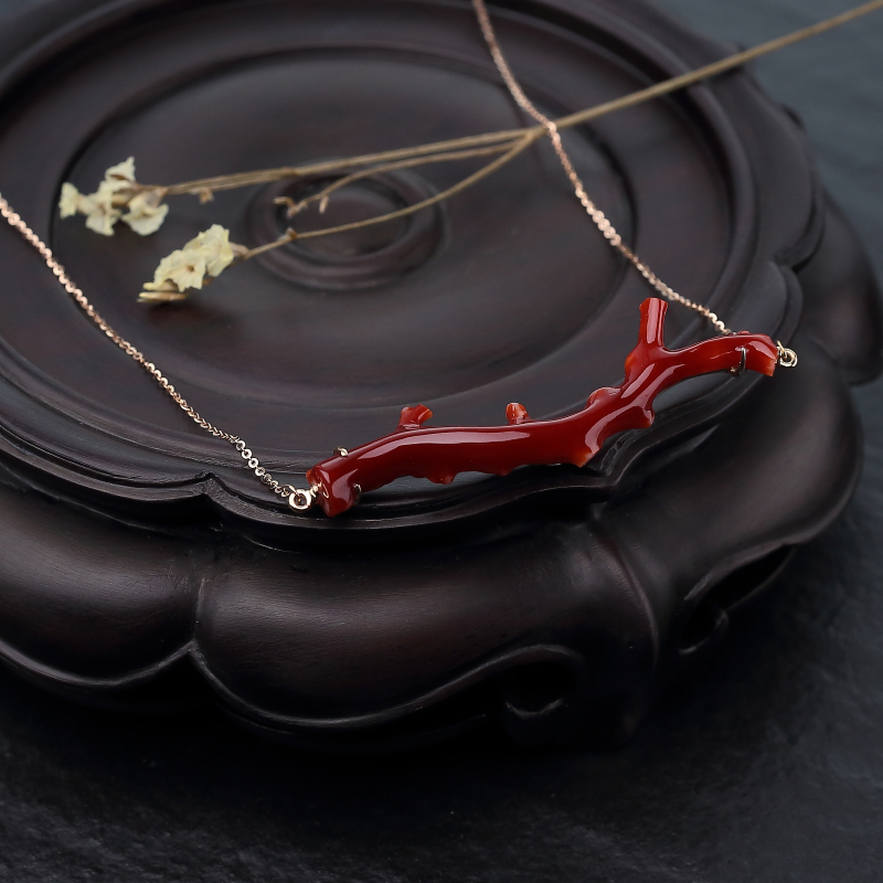 18K金镶日本天然正红珊瑚锁骨链-红掌柜