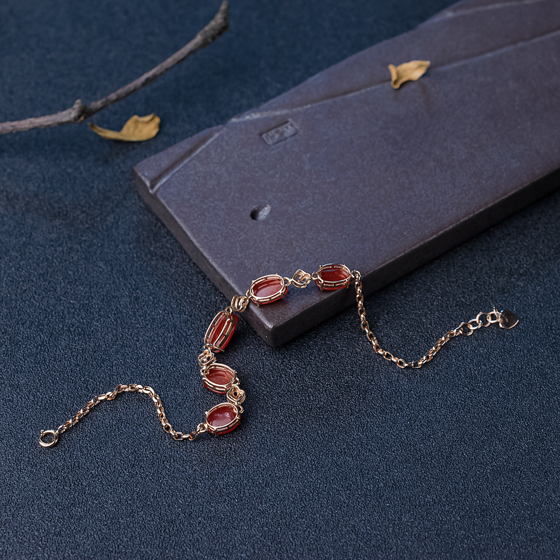 18K金镶钻正红珊瑚手链-红掌柜