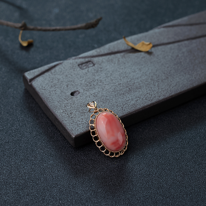 深水粉色珊瑚吊坠-红掌柜