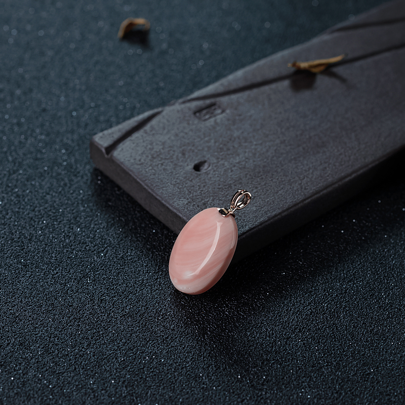 金镶深水粉红珊瑚吊坠-红掌柜