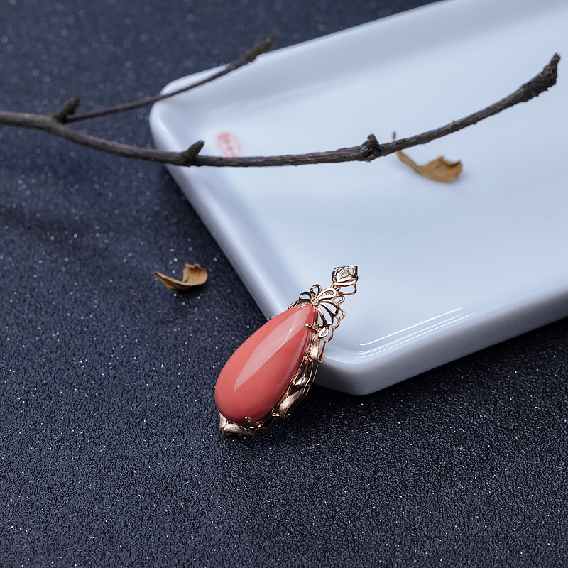 金镶钻MOMO橘色珊瑚水滴吊坠-红掌柜