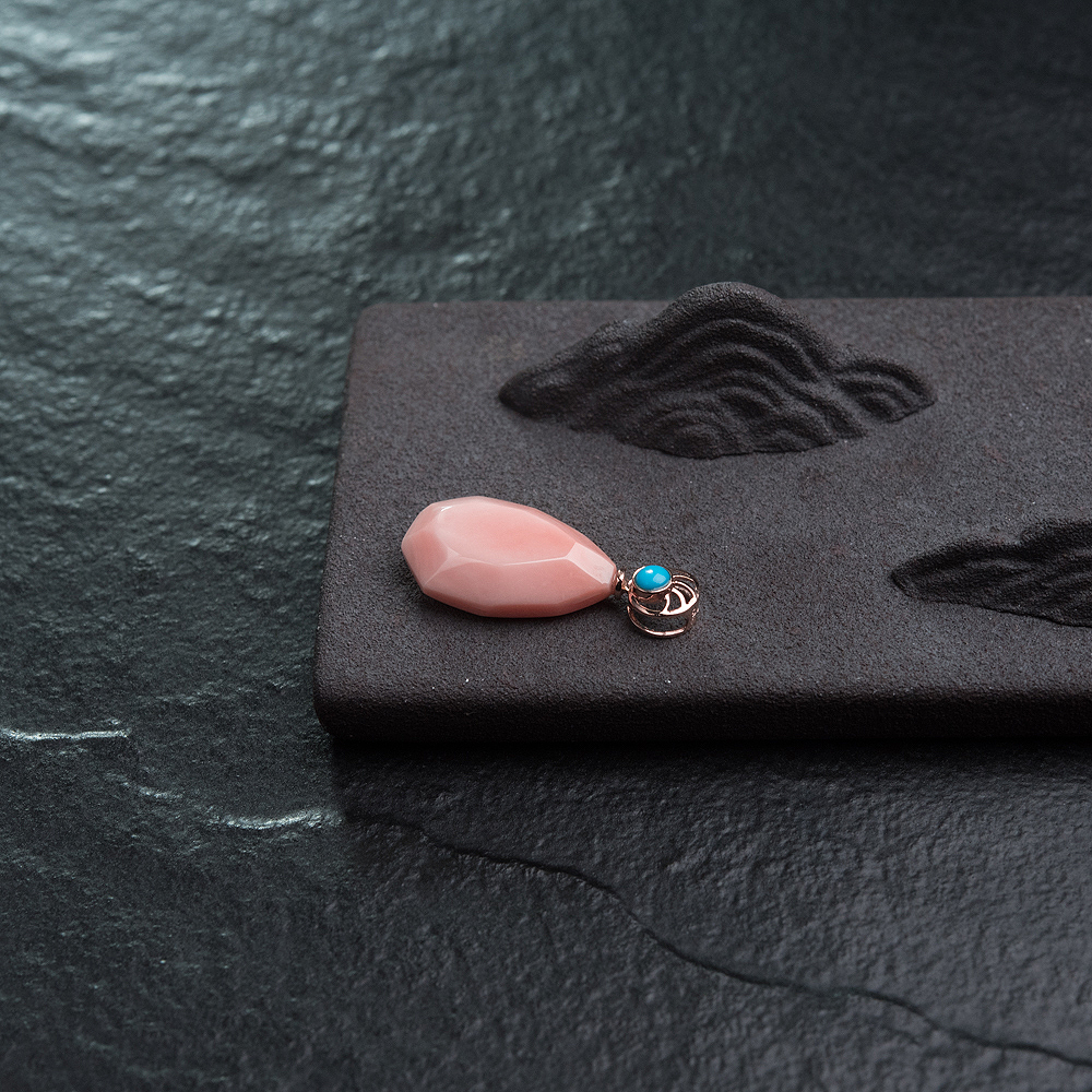 深水珊瑚吊坠-红掌柜