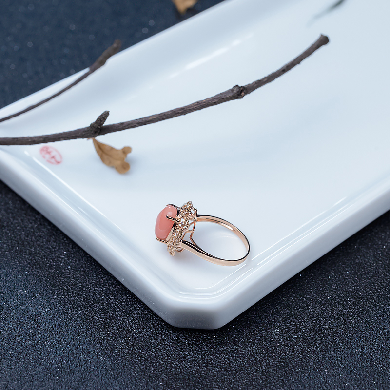 18K金镶钻深水珊瑚戒指-红掌柜