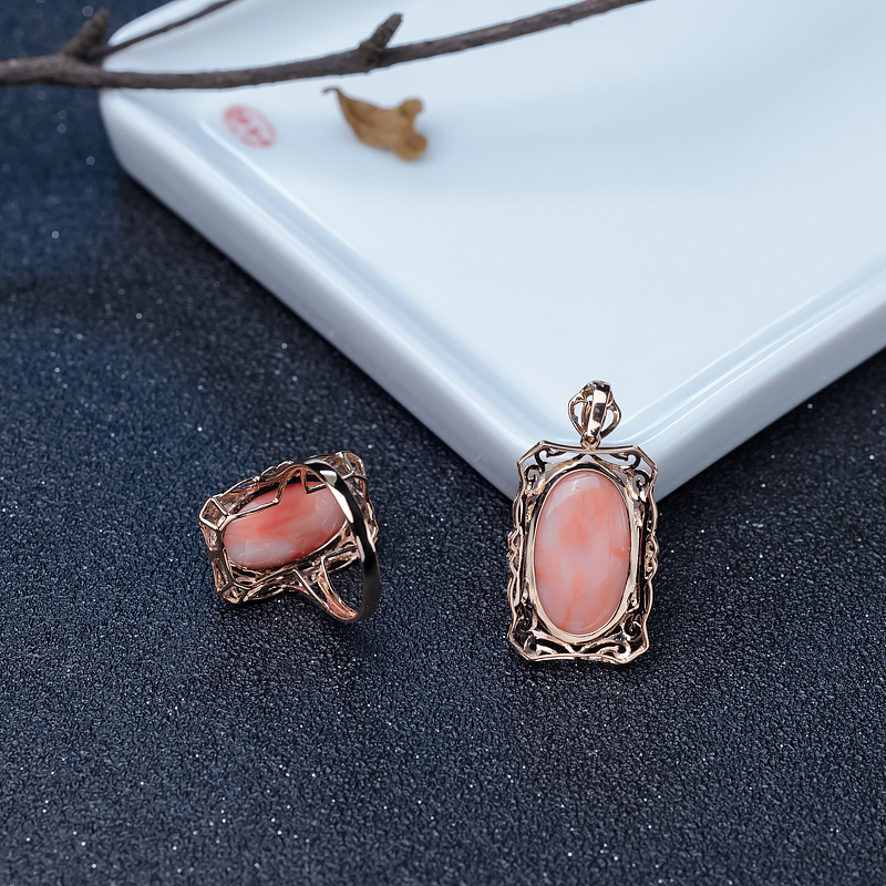 深水粉红珊瑚吊坠-红掌柜