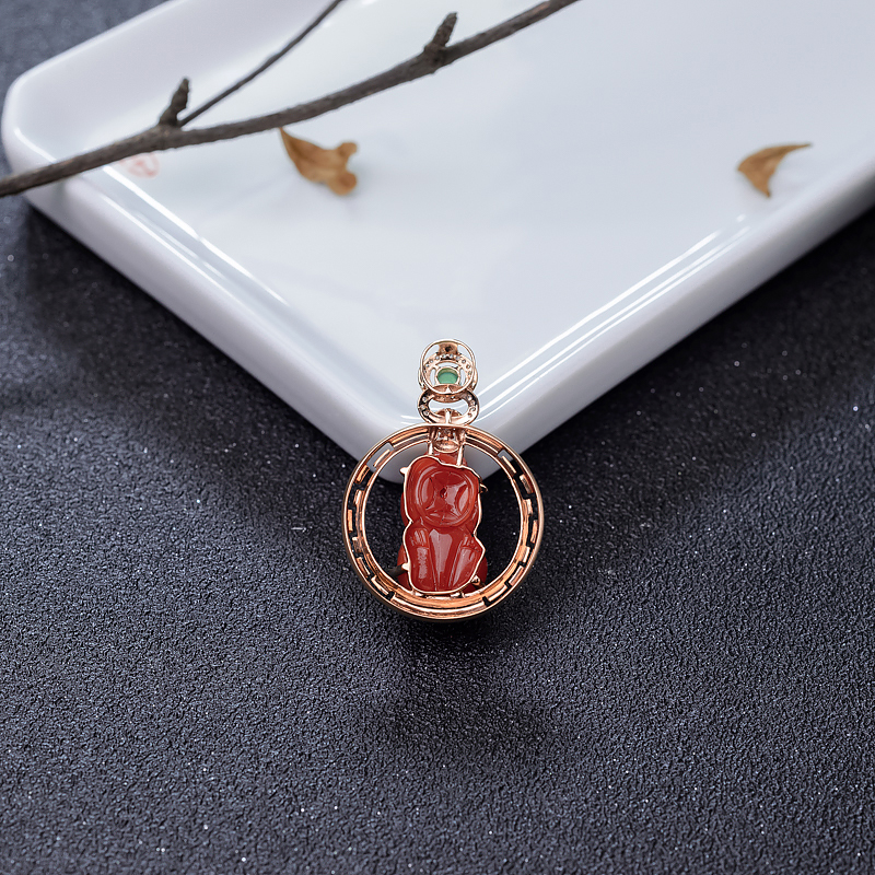 18K金镶钻朱红珊瑚貔貅吊坠-红掌柜