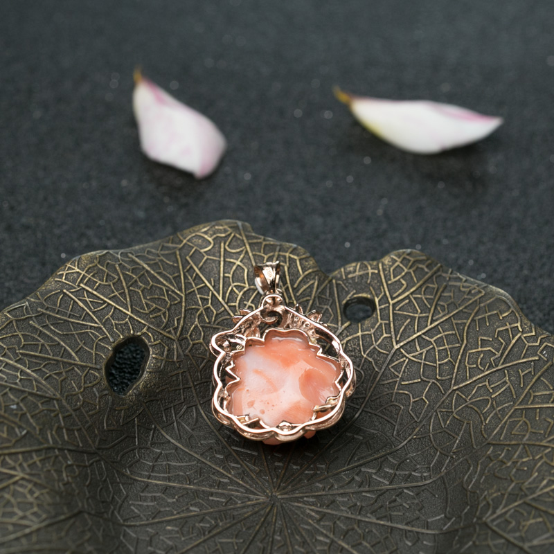 深水珊瑚牡丹花吊坠-红掌柜