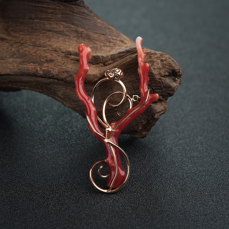 金镶钻阿卡正红珊瑚吊坠-红掌柜