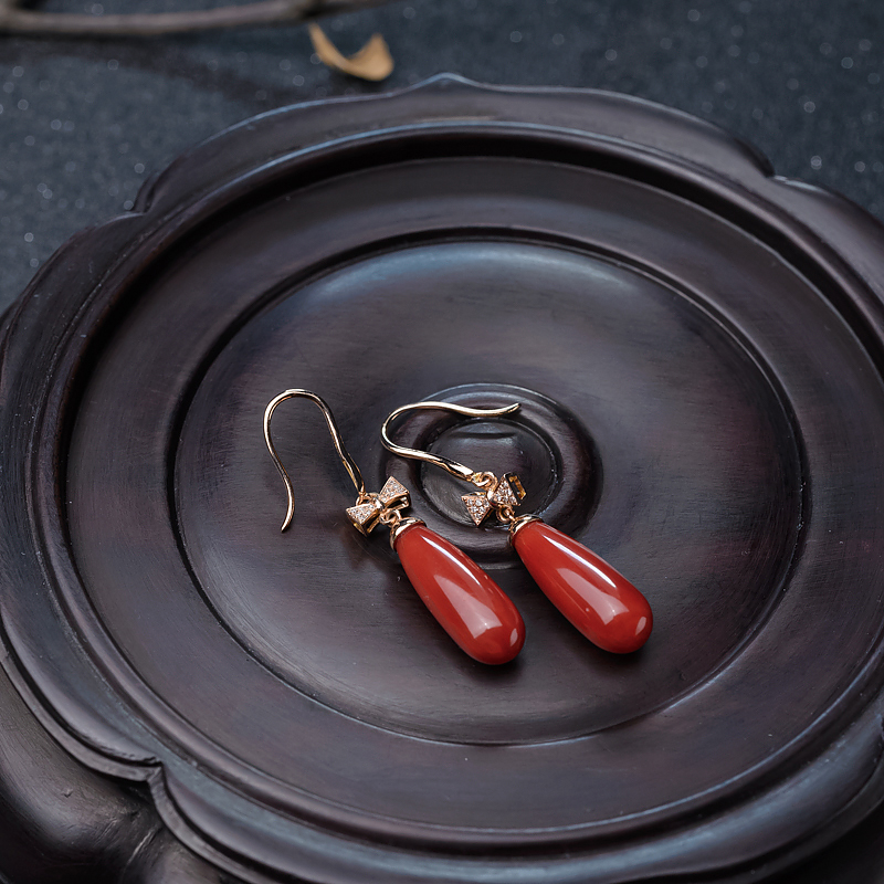 18K金镶钻沙丁珊瑚耳坠-红掌柜