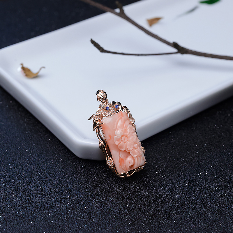 深水粉色珊瑚吊坠-红掌柜