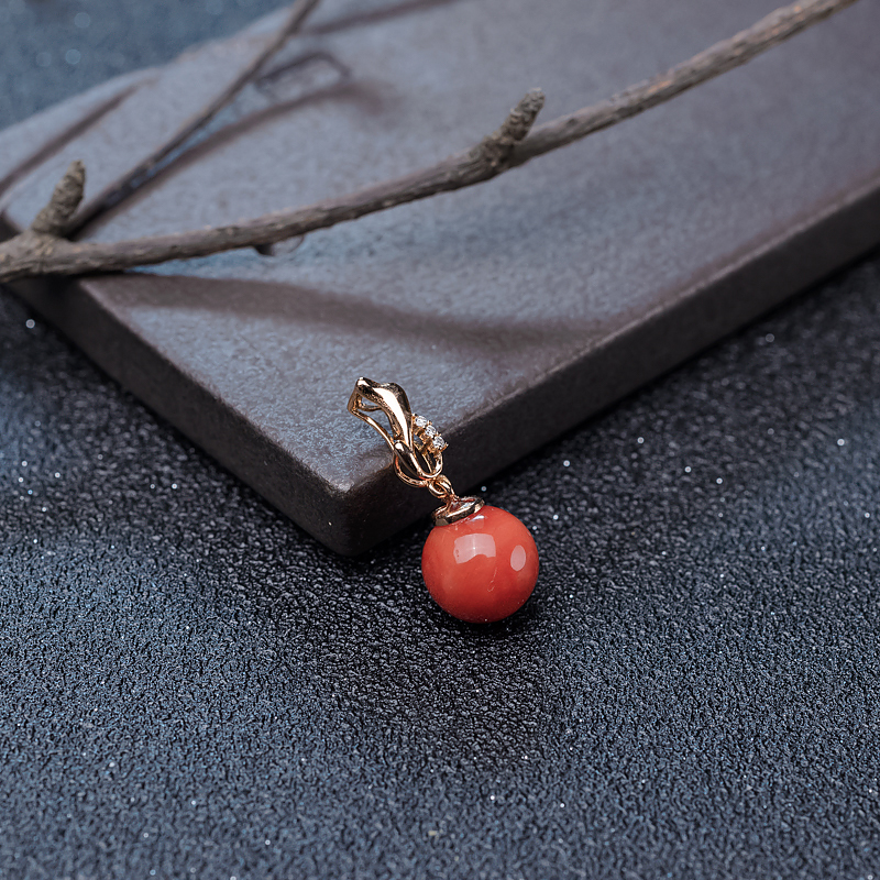 18K沙丁珊瑚圆珠吊坠-红掌柜
