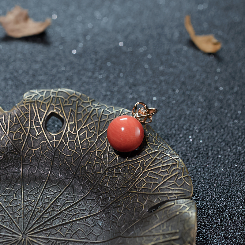 18K天然沙丁珊瑚圆珠吊坠-红掌柜