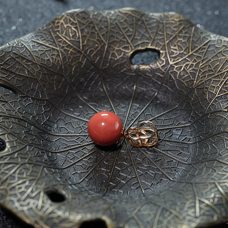 18K天然沙丁珊瑚圆珠吊坠-红掌柜