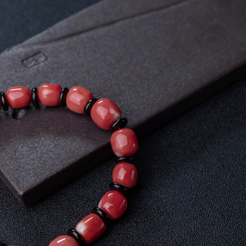 MOMO橘红珊瑚手串-红掌柜