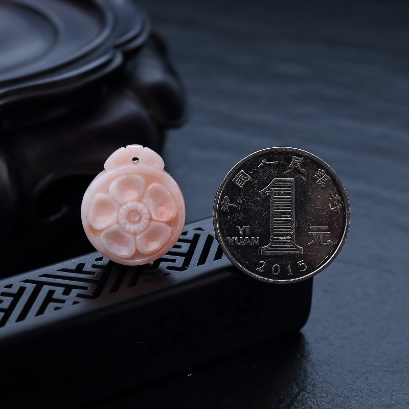 深水粉色珊瑚吊坠-红掌柜