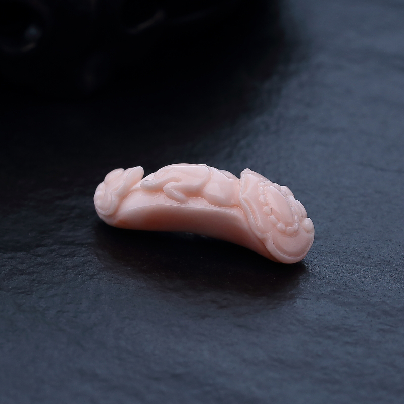 台湾天然深水粉色珊瑚吊坠-红掌柜