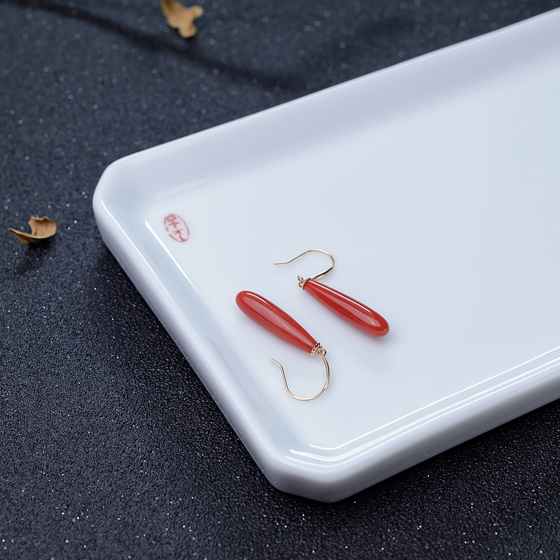 18K金镶朱红珊瑚水滴耳坠-红掌柜