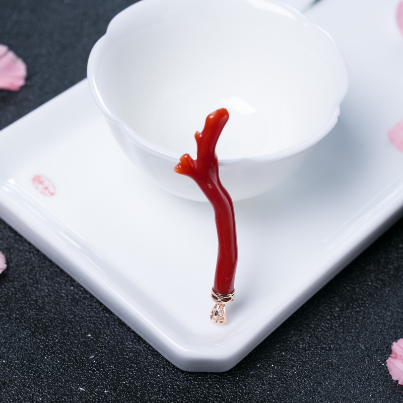 18K金镶日本天然珊瑚吊坠-红掌柜