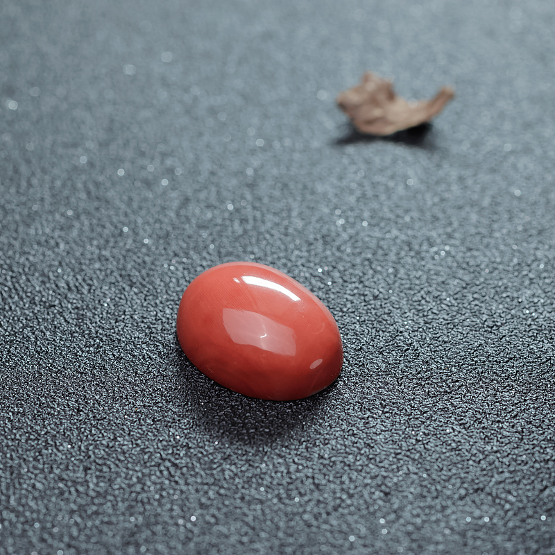 台湾天然珊瑚蛋面形戒面-红掌柜