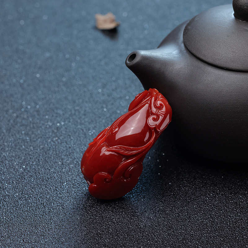 牛血红珊瑚葫芦吊坠-红掌柜