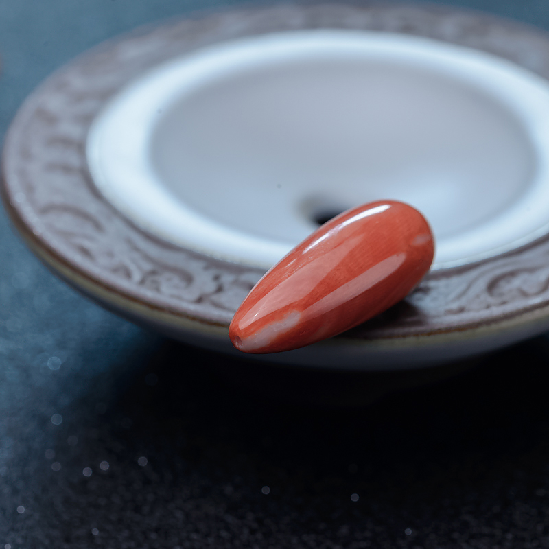 台湾天然MOMO珊瑚戒面-红掌柜