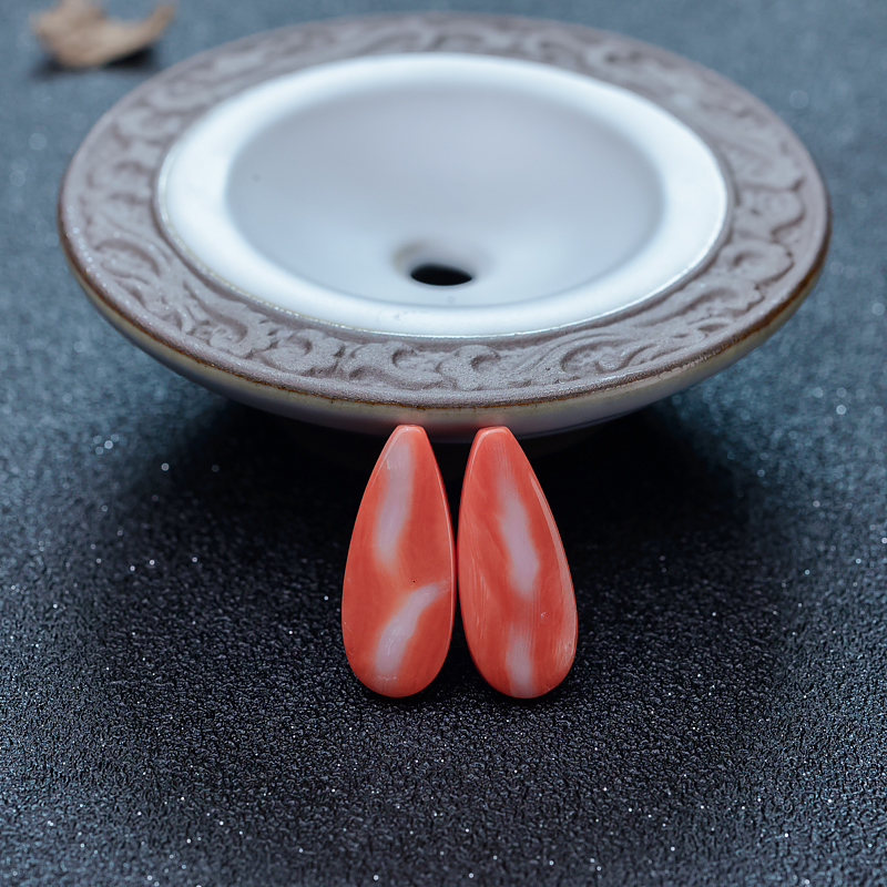 台湾天然珊瑚水滴戒面-红掌柜