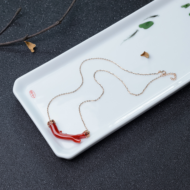 18K金镶钻阿卡正红珊瑚锁骨链-红掌柜