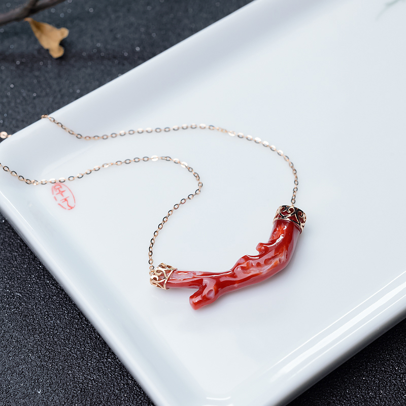 18K金镶钻正红珊瑚锁骨链-红掌柜