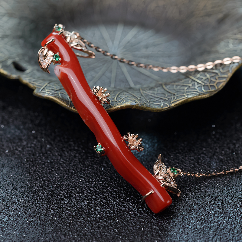 18K金镶钻日本天然珊瑚锁骨链-红掌柜