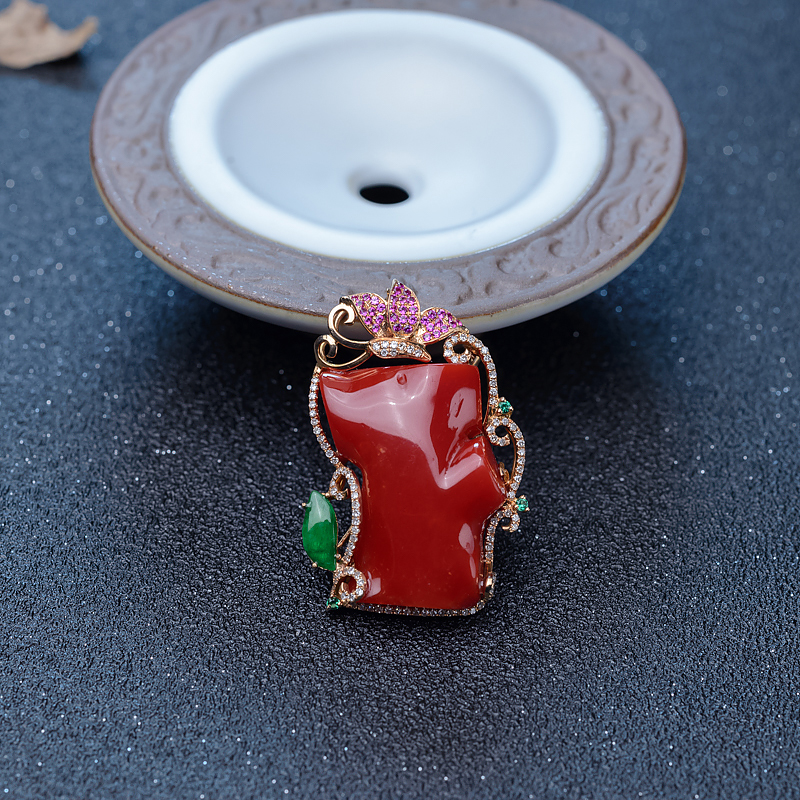 18K阿卡珊瑚吊坠-红掌柜