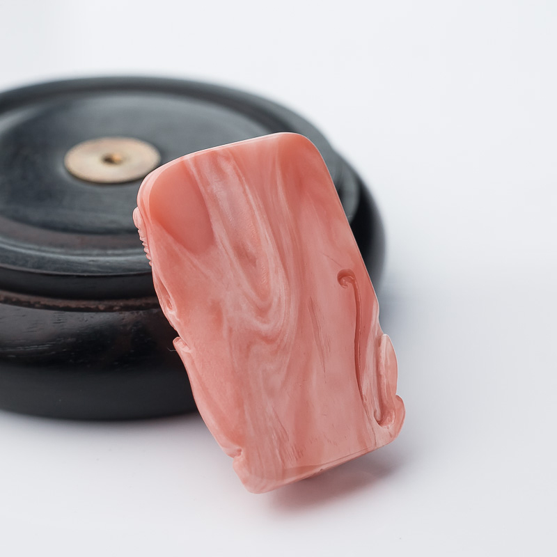 珊瑚仿古兽吊坠-红掌柜