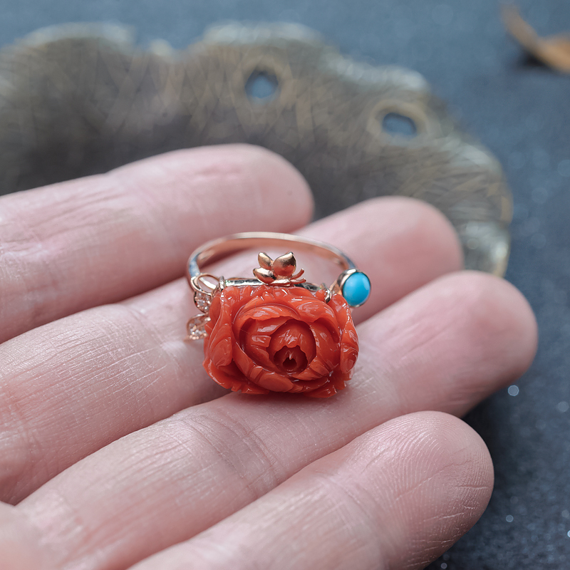 18K天然意大利沙丁珊瑚牡丹花戒指-红掌柜