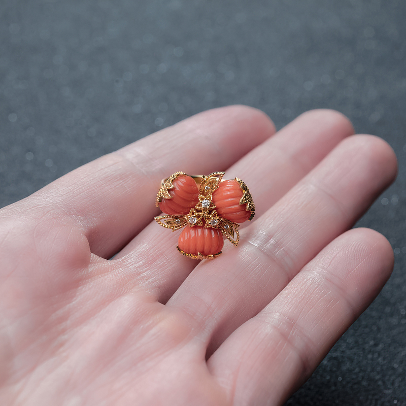 台湾MOMO珊瑚戒指-红掌柜