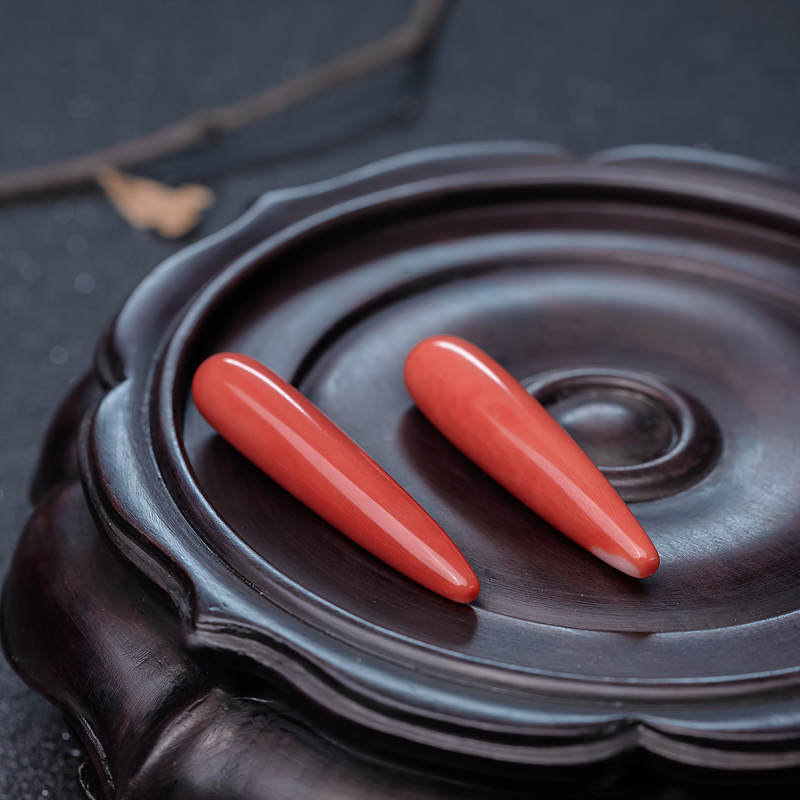 天然MOMO珊瑚水滴戒面-红掌柜