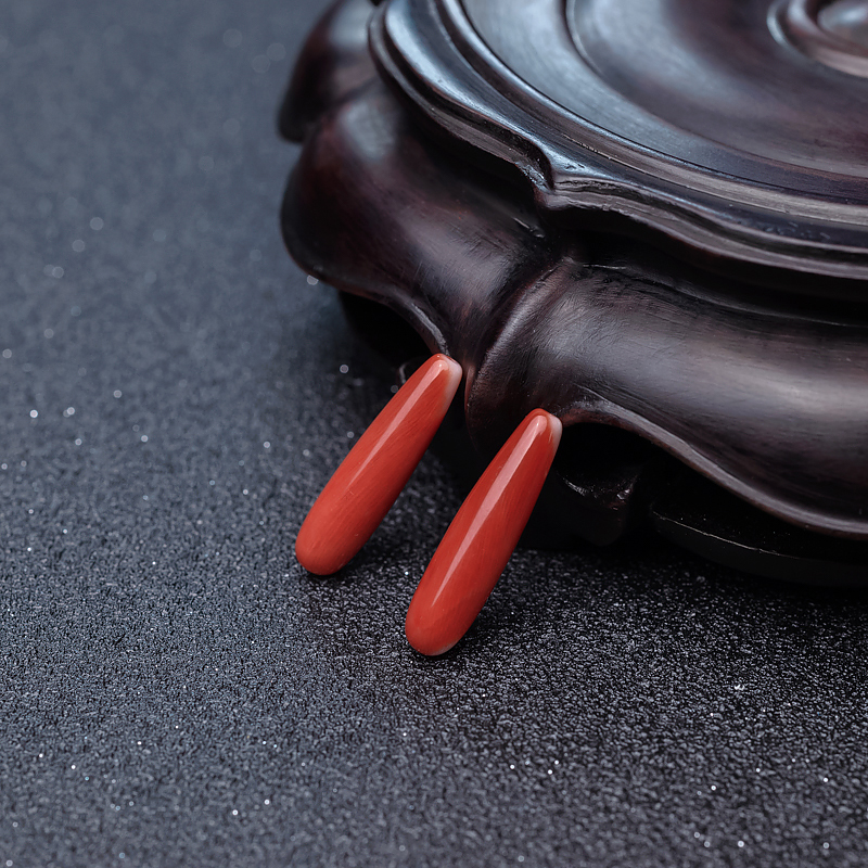 天然MOMO珊瑚水滴戒面-红掌柜