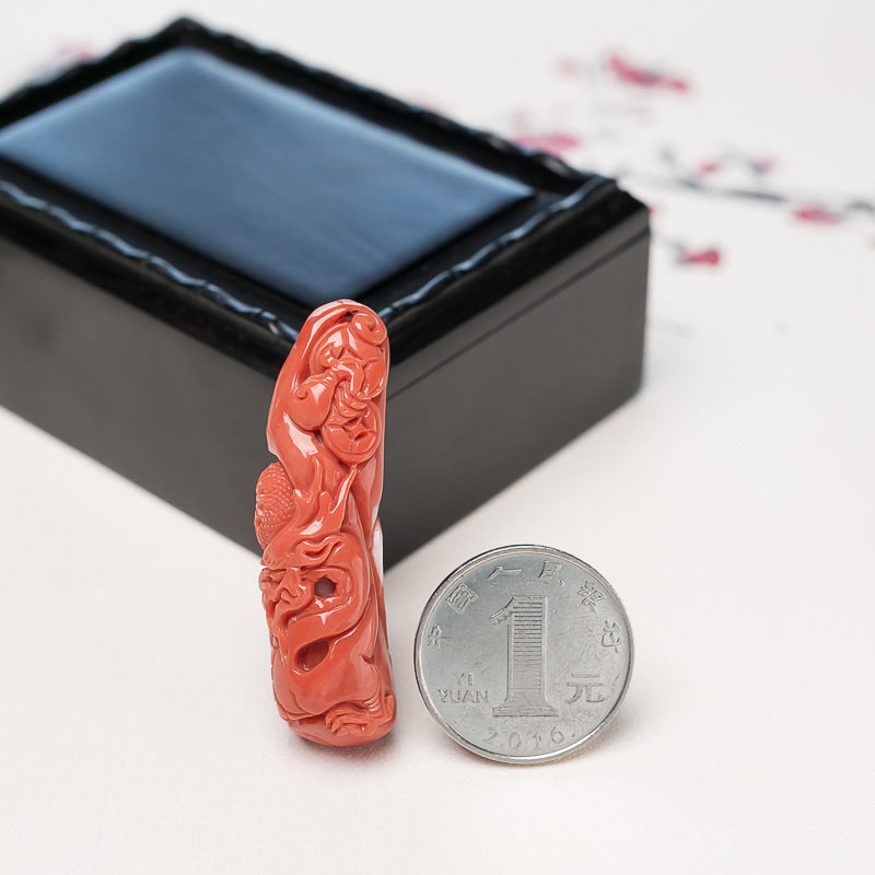 MOMO珊瑚草龙挂坠-红掌柜