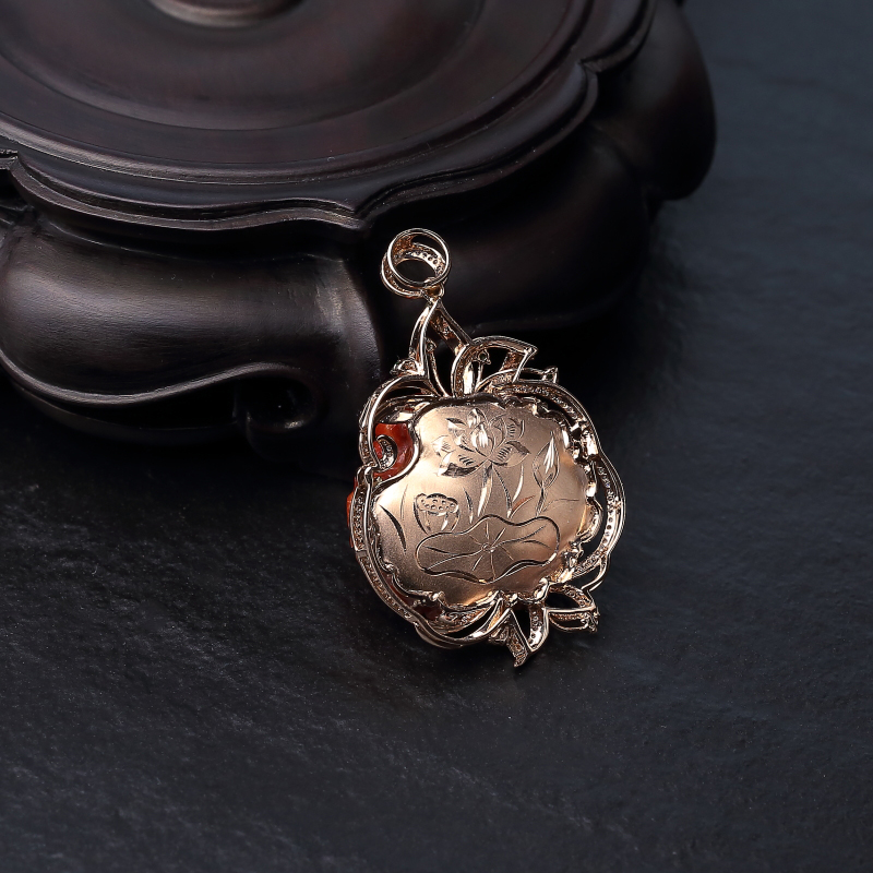 18K金镶钻天然深红珊瑚花吊坠-红掌柜