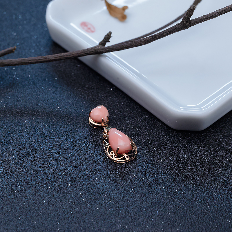 粉红珊瑚吊坠-红掌柜