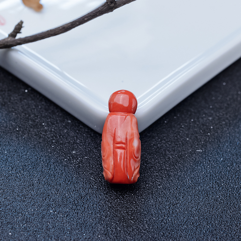 MOMO橘红珊瑚吊坠-红掌柜