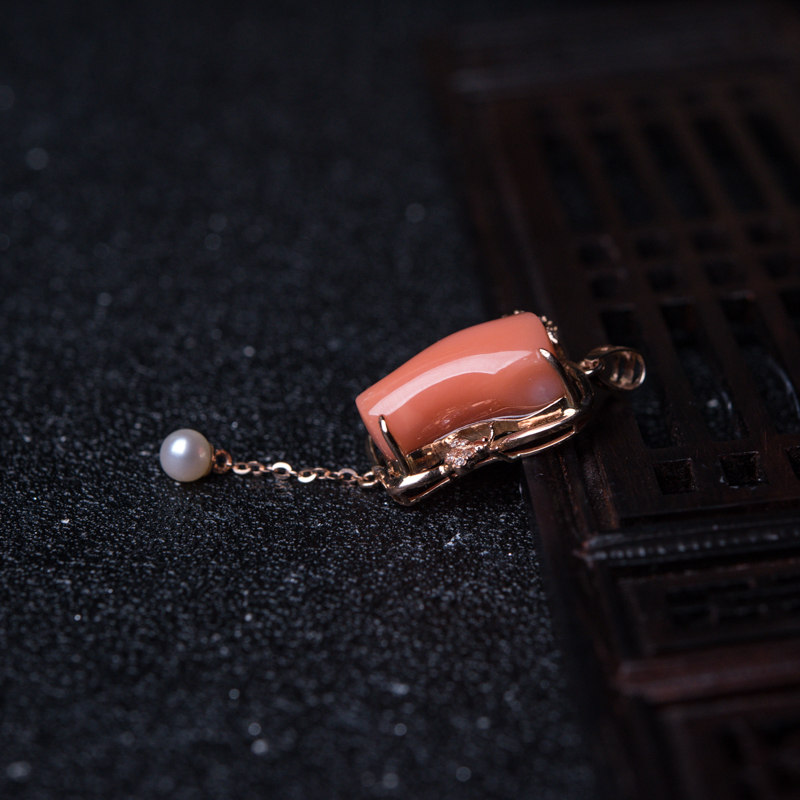 台湾天然珊瑚吊坠-红掌柜