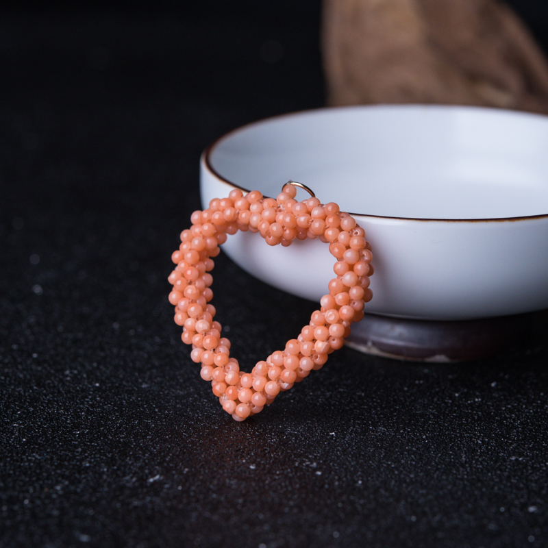 深水珊瑚吊坠-红掌柜