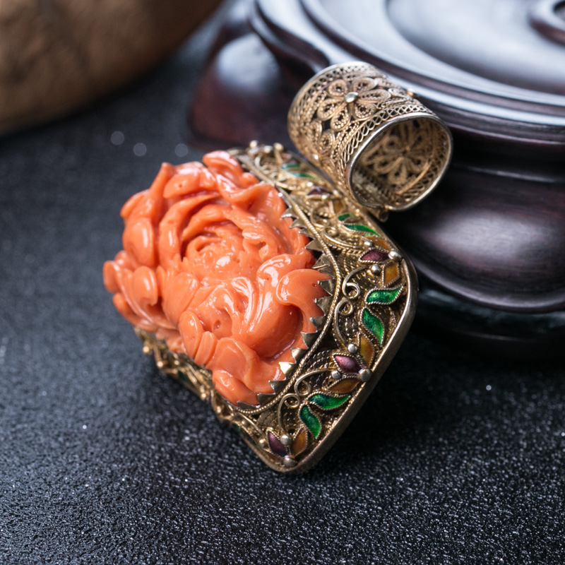 MOMO珊瑚牡丹花吊坠-红掌柜