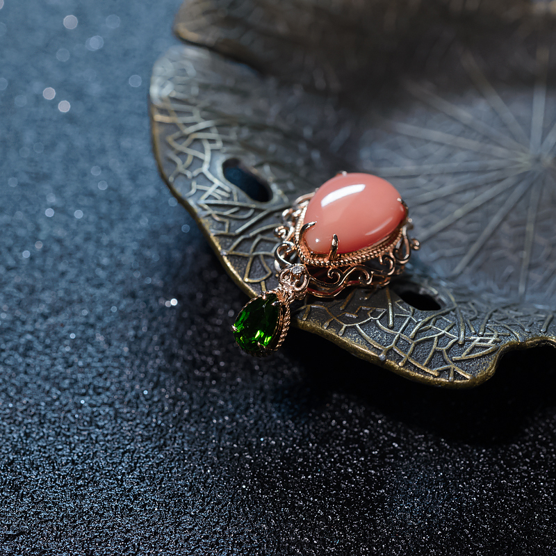 天然台湾深水珊瑚吊坠-红掌柜