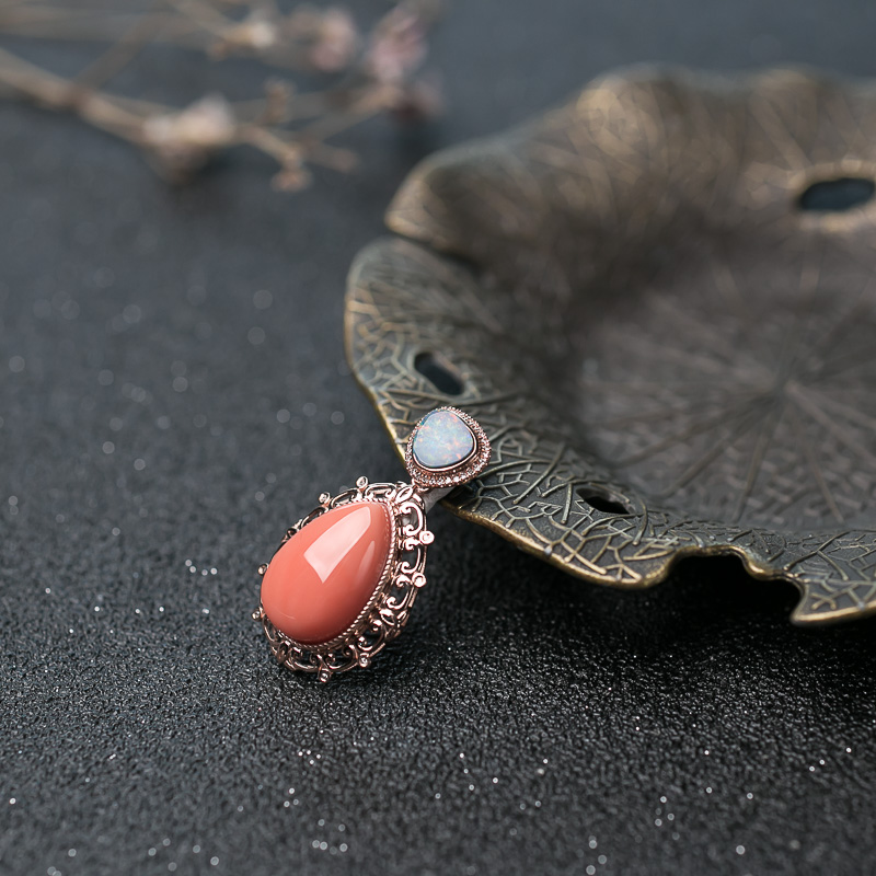 深水珊瑚吊坠-红掌柜